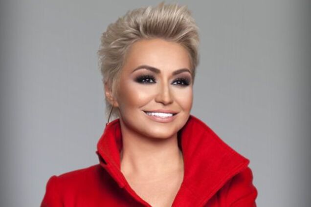 ''Я стала слышать голоса'': певица из РФ рассказала о знакомстве с инопланетянами