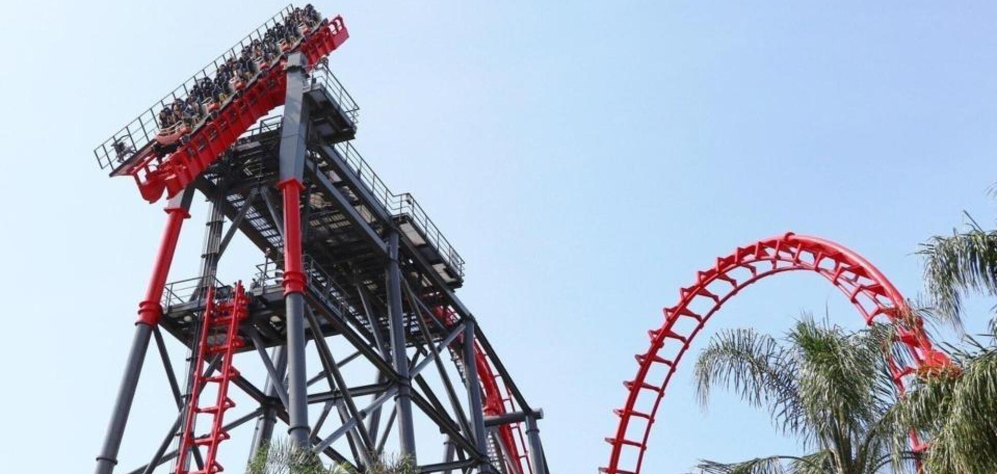 Туристы попали в жуткое ЧП на популярном аттракционе в Тайване: фото и видео