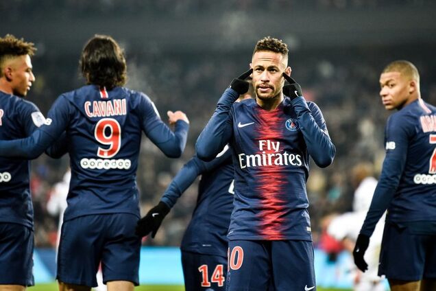 ''Отъ***тесь от меня '': Неймар вышел из себя после прилета в Барселону