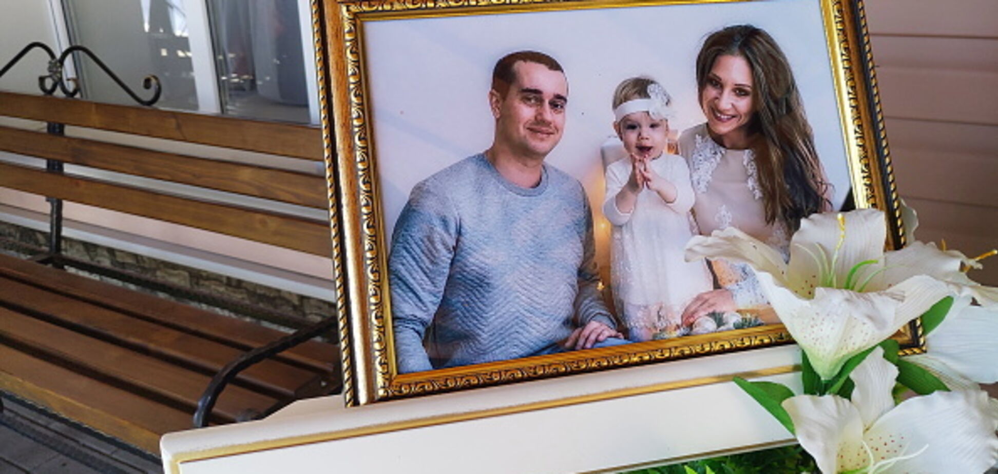 Ціла сім'я і немовля: в Магнітогорську пройшли перші похорони жертв трагедії