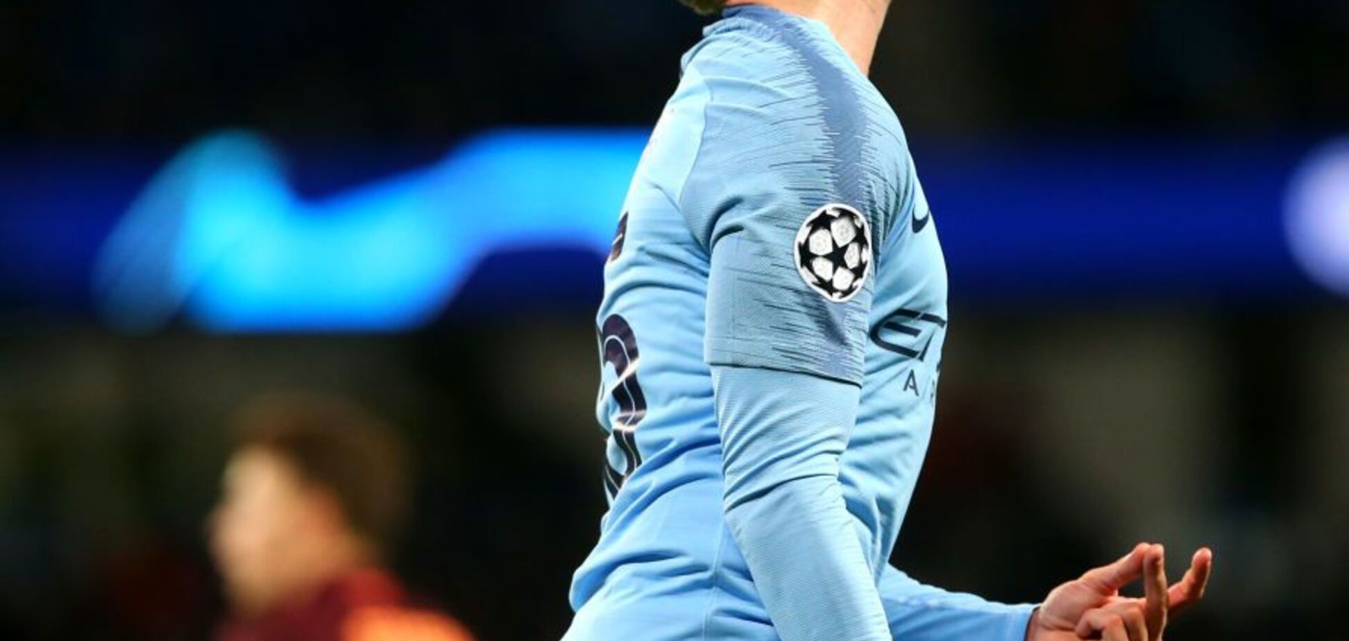 Клуб футболиста сборной Украины могут выставить из Лиги чемпионов