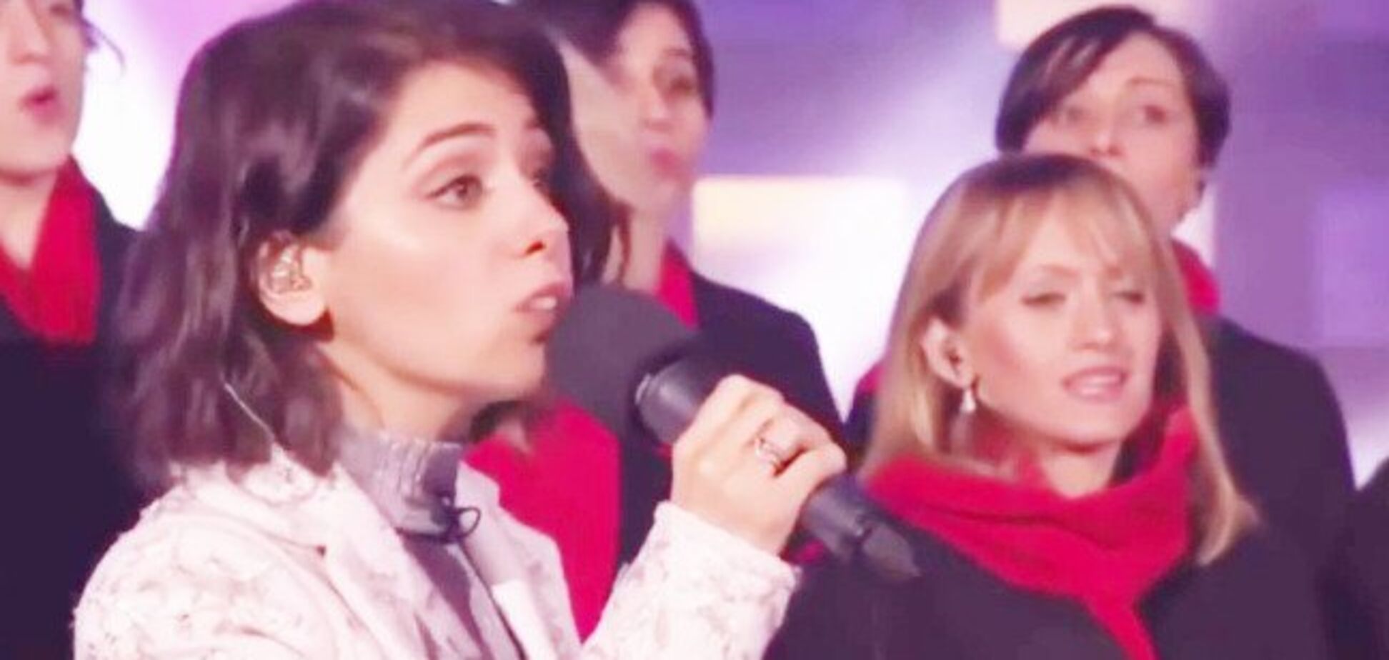 Заспівала ''Щедрик'' українською і підкорила світ: британська співачка розповіла, як це вийшло