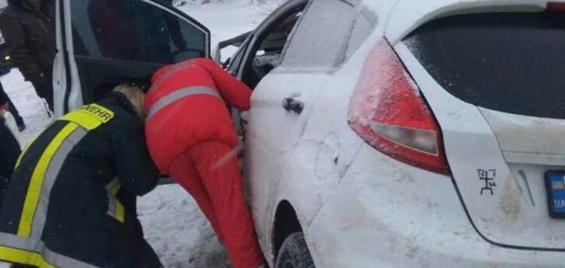 На Львівщині сталася кривава ДТП з дітьми: загинула дівчинка