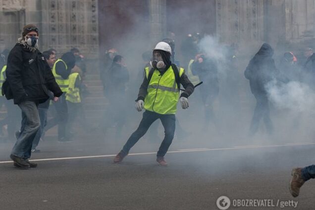 ''Як за Сталіна'': протестам у Франції передбачили трагедію