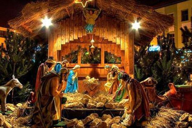 Чем больше веруете в богов и чудеса - тем больше вы перестаете быть цельным и правдивым