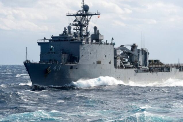 Путин, трепещи: десантный корабль США пошел в направлении Черного моря