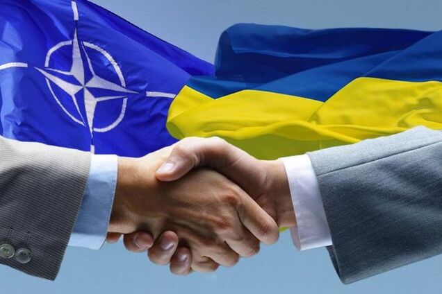 ''Розглядають ще три країни'': дипломат назвав терміни вступу України в НАТО