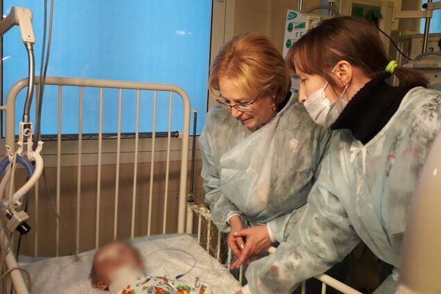 Рождественское чудо: спасенный из-под завалов в Магнитогорске малыш пришел в себя