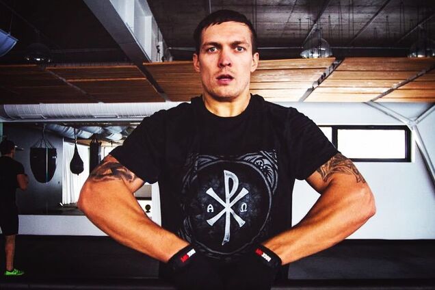 У Усика анонсировали следующий бой