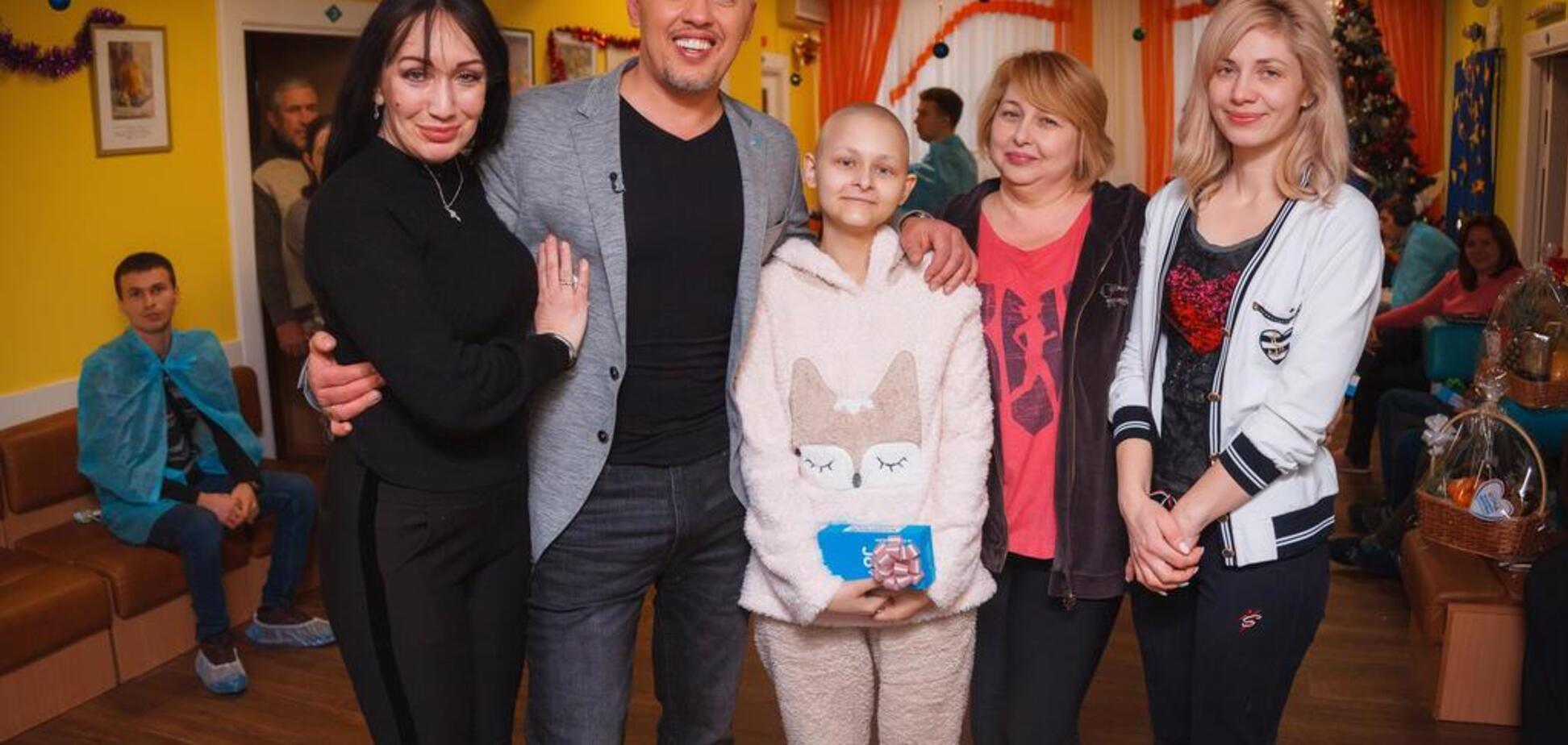 Фонд 'Возрождение' устроил Рождество для детей в Киевском онкологическом центре