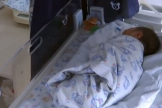 12-річна дівчинка народила дитину: історія отримала сумне продовження
