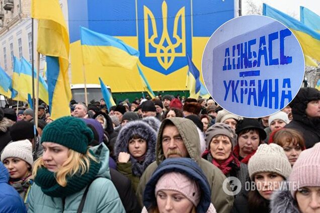 Особый статус для Донбасса: украинцы массово выступили против