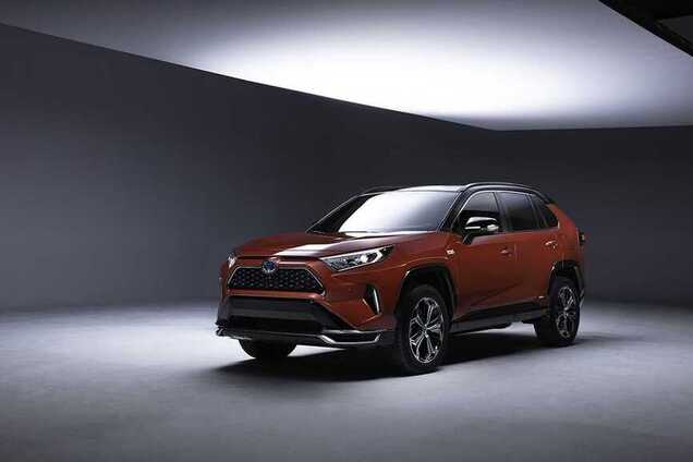 Найпотужніший Toyota RAV4 покажуть в Лос-Анджелесі
