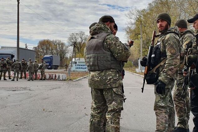 Разведения войск не будет: генерал раскрыл уловку Путина