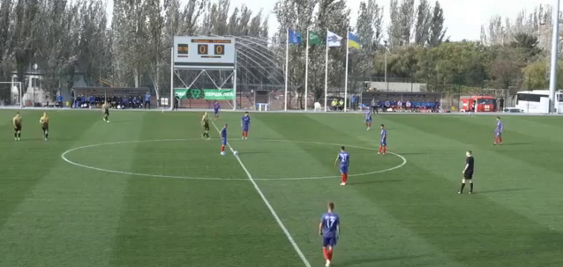 Украинский футболист забил фантастический гол через все поле