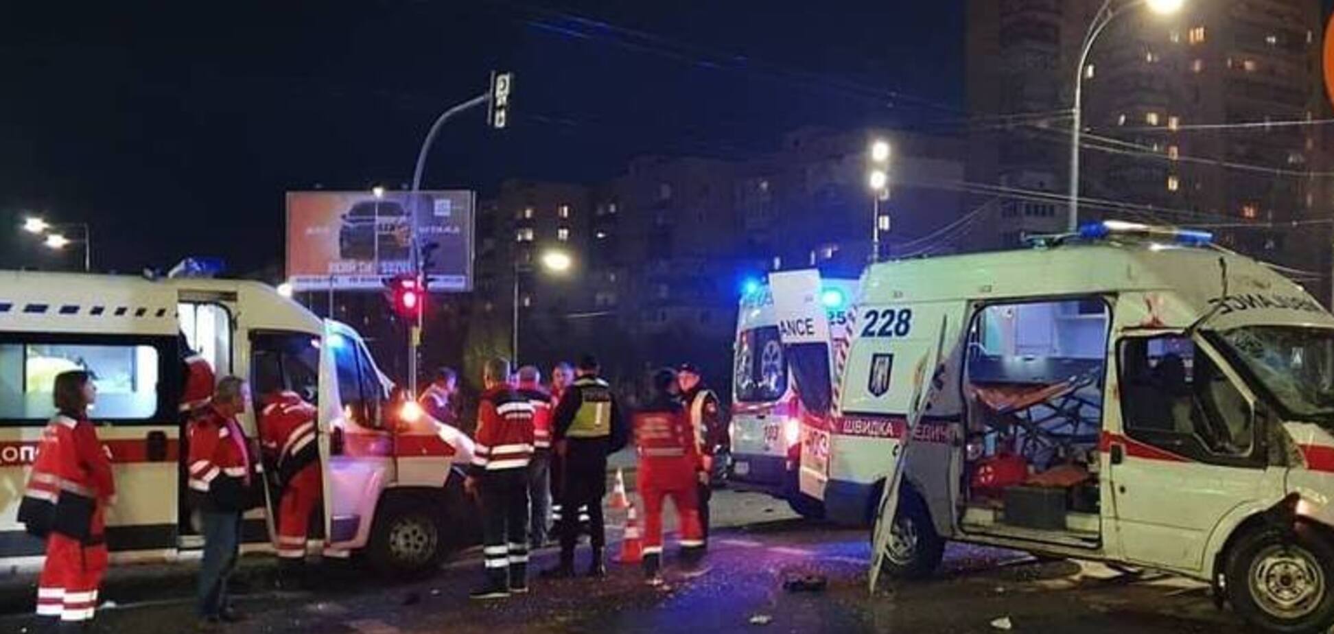 В Киеве произошла страшная авария со скорой: есть жертвы, пострадали дети