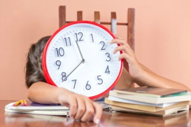 Недостаток сна влияет на успеваемость школьников и студентов – исследование