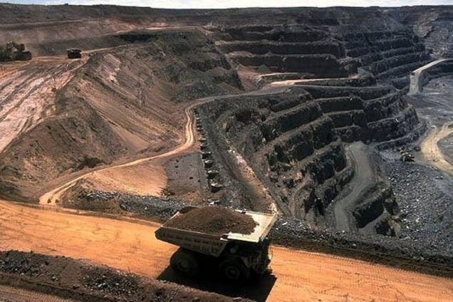 Законопроект об увеличении ренты на добычу руды действует в интересах России – Волынец