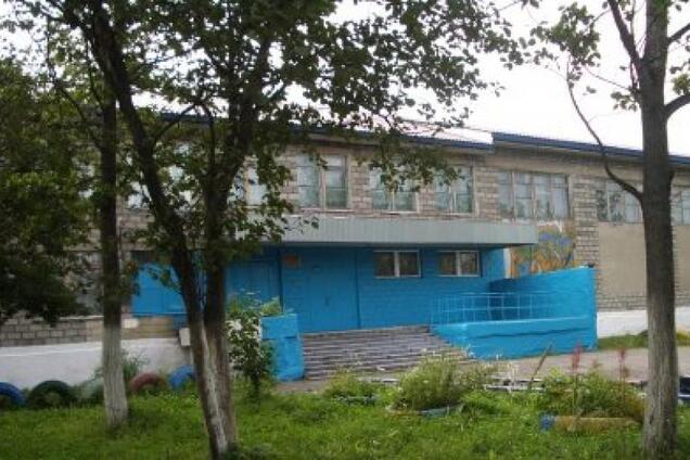 Держали руки и целились в живот: в России дети зверски избили четвероклассницу