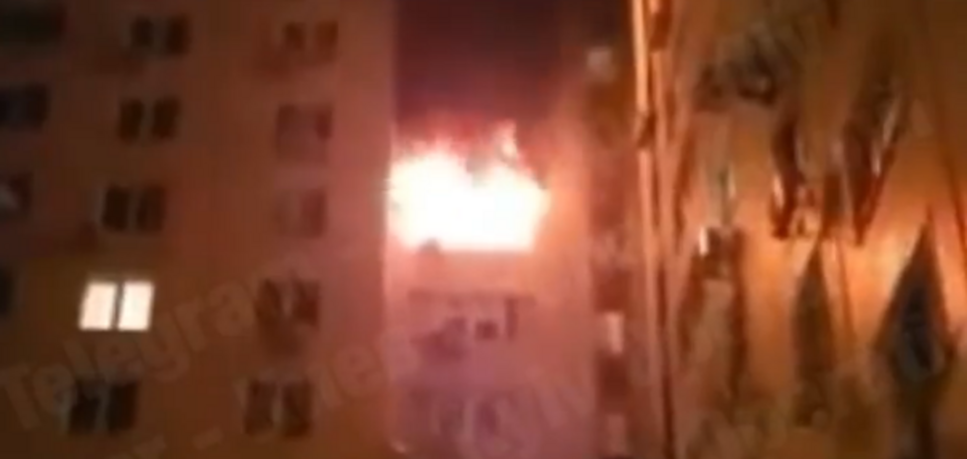 Горели три квартиры: в Киеве произошел масштабный пожар в многоэтажке