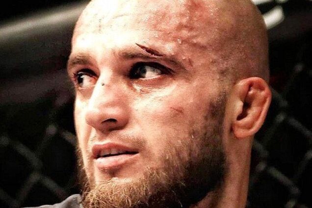 Американский боец жестоким нокаутом вырубил небитого россиянина за 29 секунд