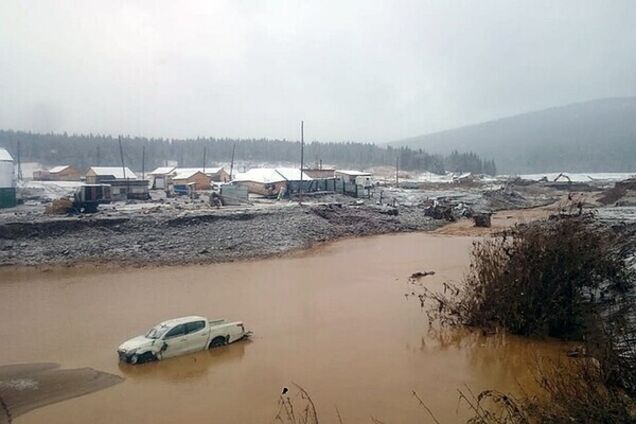 'Ішла хвиля у 4 м, все змило': з'явилися моторошні подробиці НП під Красноярськом