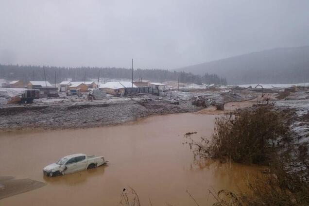 У Росії сталася масштабна НП через прорив дамби: пішли перші затримання