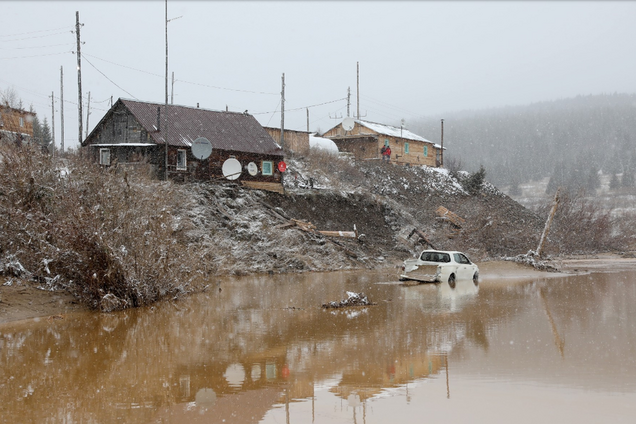 Прорив дамби під Красноярськом: названо головну версію смертельної НП