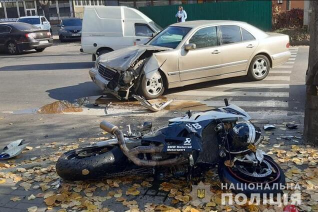 Стояла на тротуарі: в Хмельницькому в страшній ДТП загинула 11-річна школярка