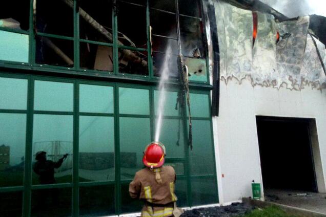 Лидер в своей сфере: под Одессой сгорело крупное предприятие