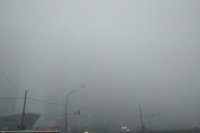 Опасно ходить без маски: в Киеве зашкалил уровень загрязнения воздуха