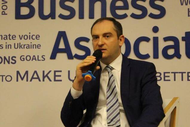 В Киеве началась встреча с председателем Государственной налоговой службы Верлановым: смотреть онлайн