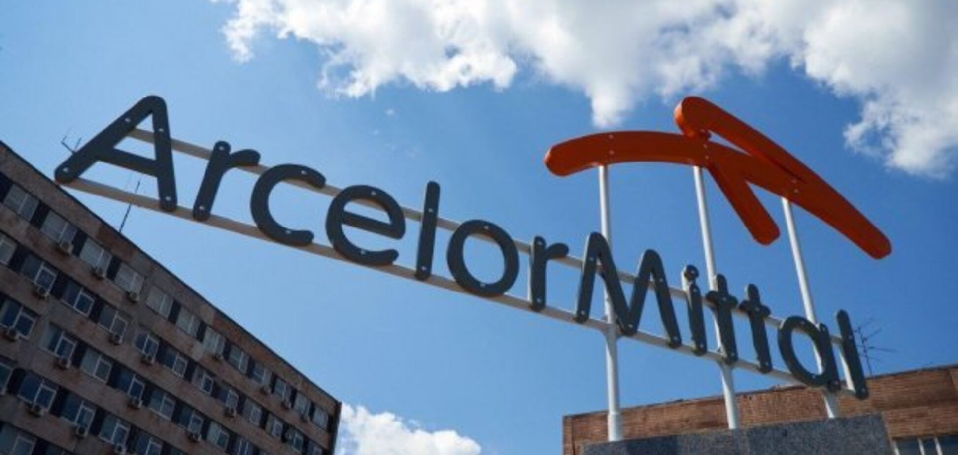 Влада грає з бізнесом в інтересах одного олігарха – експерт