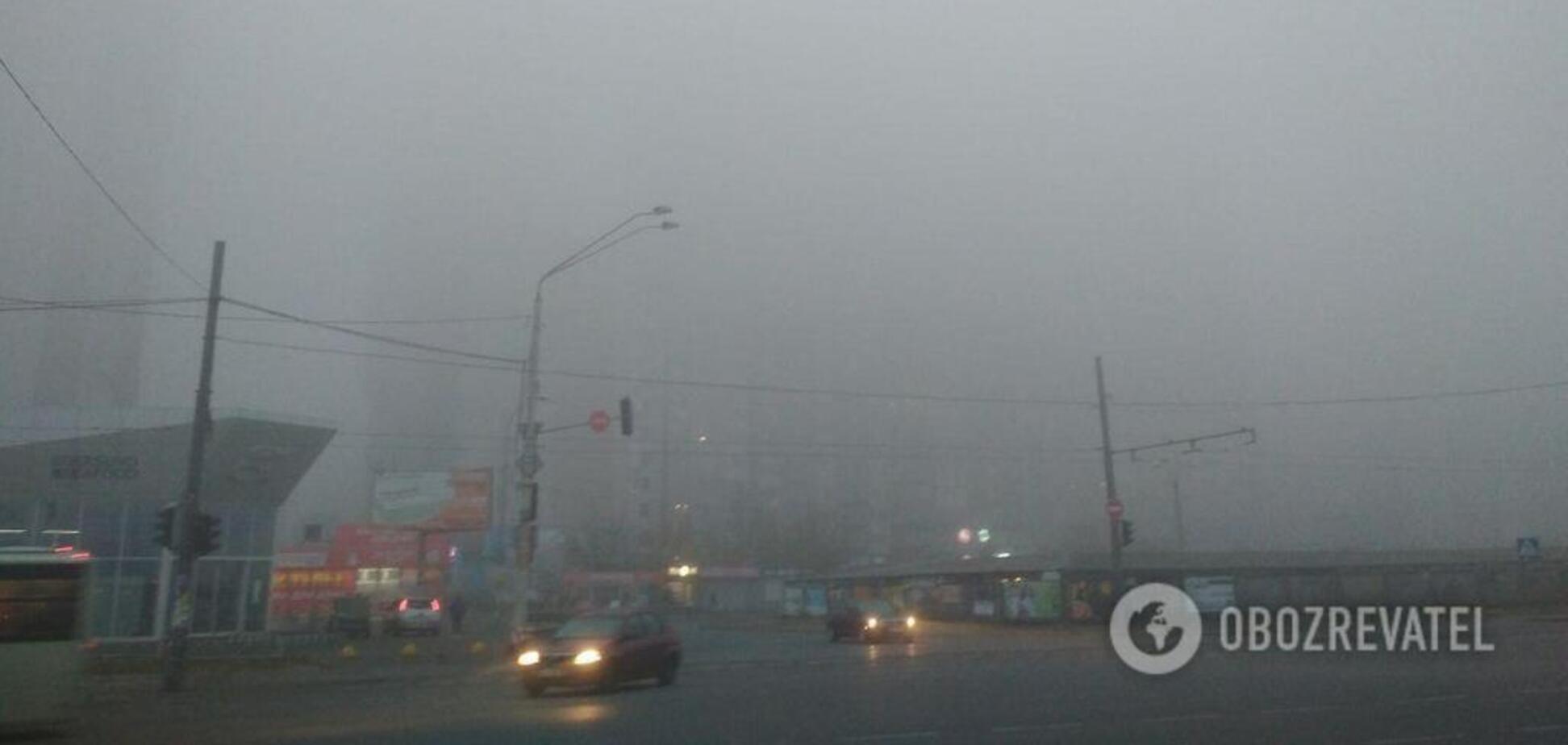 Туман и видимость 200 м: в Киеве начались массовые задержки авиарейсов