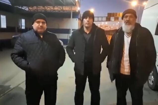 Забрали паспорта: российская полиция задержала троих крымских татар