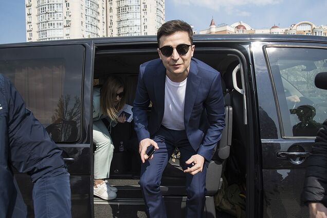 'Убили под стенами Кремля': известная писательница рассказала о 'феномене Зеленского' в России