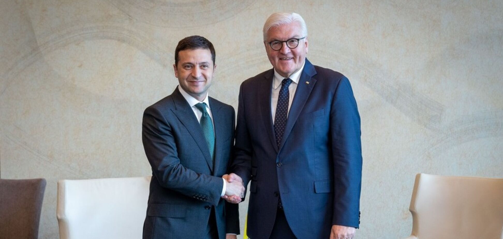 Зеленский обсудил со Штайнмайером план по Донбассу: что решили