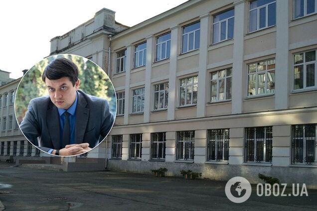 Прийшов на зелені сосиски: Разумкова раптово засікли у гімназії Києва
