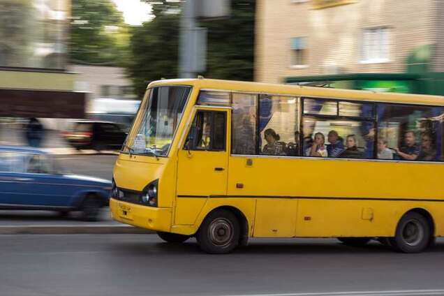 Ніхто за дитину не заступився: у Києві водій маршрутки потрапив у скандал