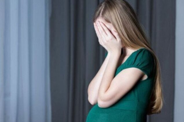 Ґвалтував вітчим: на Миколаївщині завагітніла малолітня дівчинка