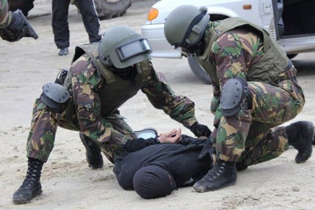 В аеропорту Дніпра будуть шукати терористів: подробиці