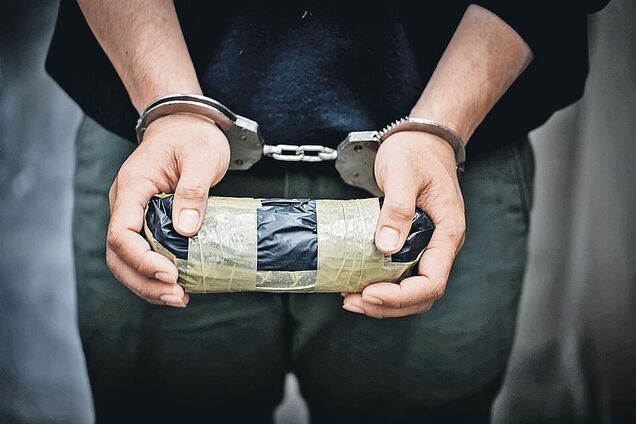 Колишня наркозалежна розповіла про тортури поліції