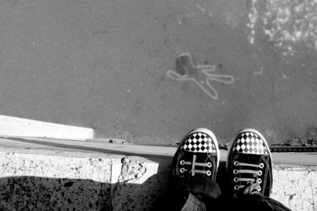 Дитячі суїциди: старі і нові загрози