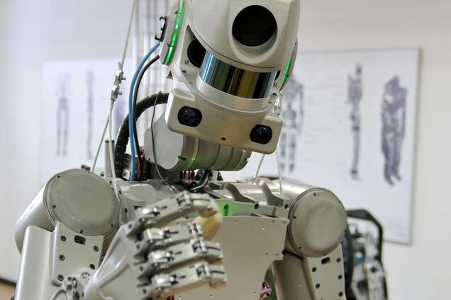 Google зламав 'мозок' багатостраждальному російському роботу