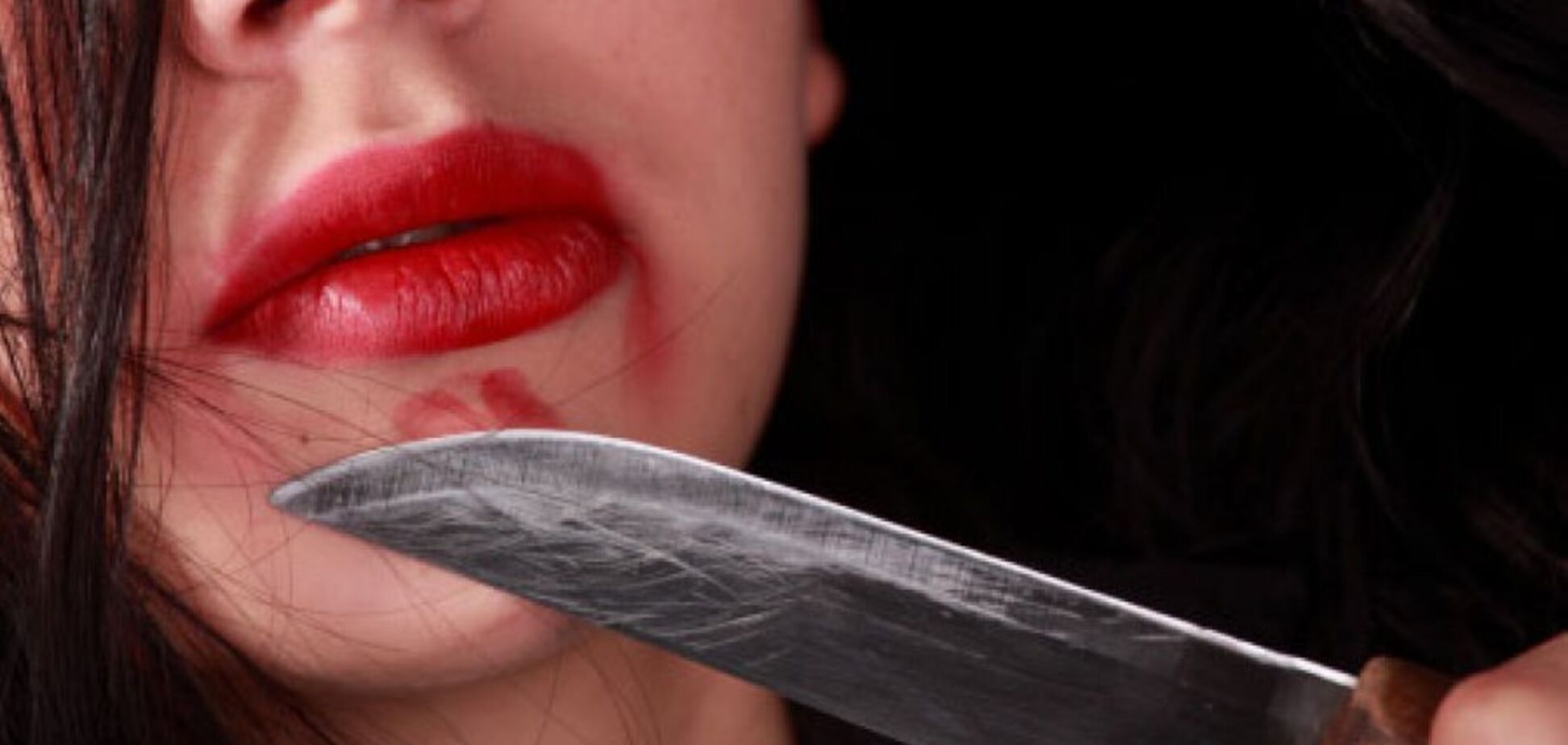 Проткнула ножом: под Днепром женщина зверски убила сожителя