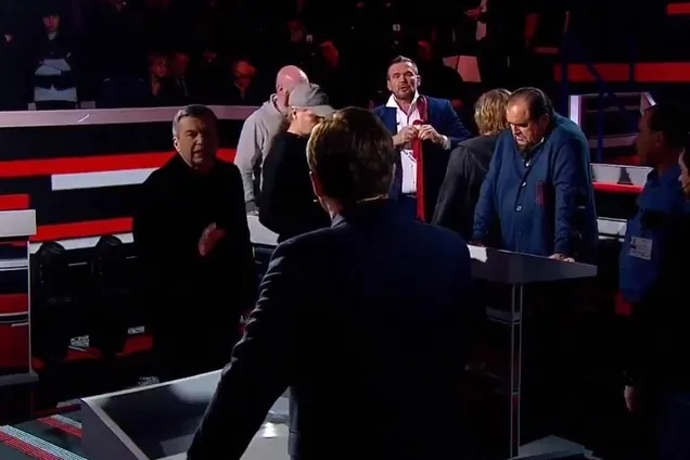 У Соловьева устроили показушную драку украинцев