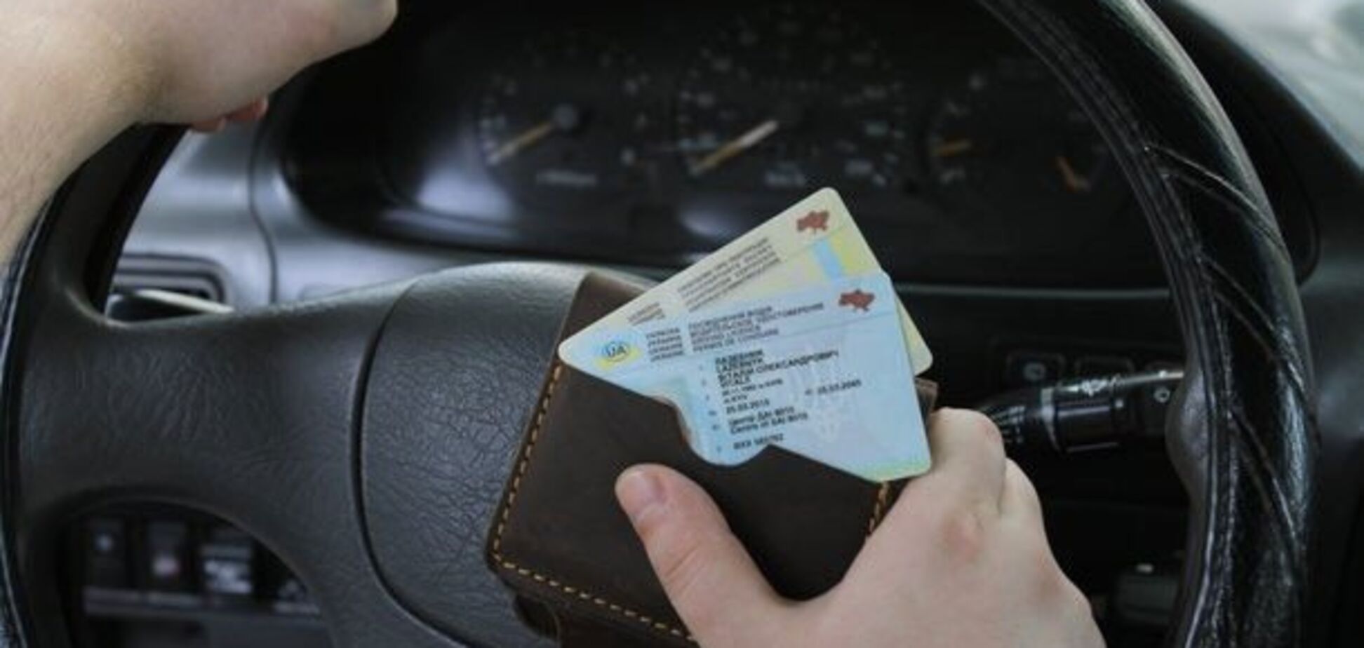 Группа крови и резус-фактор: в Украине начали выдавать новые водительские права