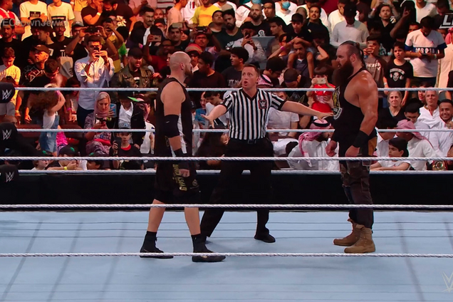 Тайсон Фьюри тяжелым нокаутом дебютировал в рестлинге