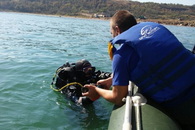 Біля Кримського мосту знайшли величезні бомби