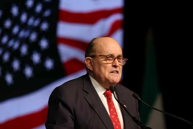 Импичмент Трампа: Джулиани обнародовал собранные в Украине материалы расследования